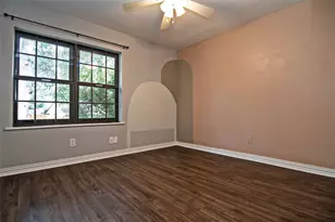 2410 Valley Dr, Brenham, TX 77833 - Photo 8