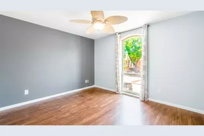 4647 Wild Indigo Street #354, Houston, TX 77027 - Photo 4