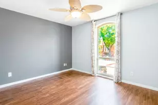 4647 Wild Indigo St, Houston, TX 77027 - Photo 4