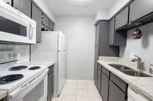 4647 Wild Indigo St, Houston, TX 77027 - Photo 22