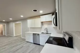 2309 Tilley Cir, Orange, TX 77630 - Photo 16