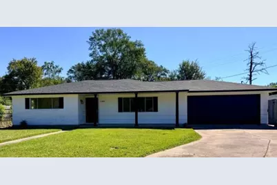 2309 Tilley Circle, Orange, TX 77630 - Photo 2