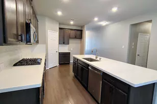 2307 Sweet Bay Dr, Dickinson, TX 77539 - Photo 8