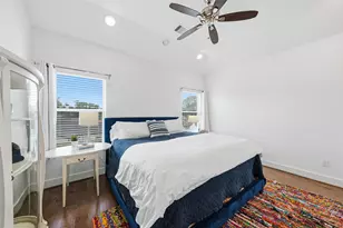 327 Yale Oaks Ln, Houston, TX 77091 - Photo 22