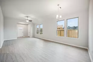 2702 Pheasant Hl Ct, Conroe, TX 77306 - Photo 4