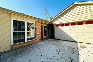 12791 Lake Conroe Hills Dr, Willis, TX 77318 - Photo 4