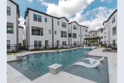 2802 Grand Fountains Drive #F, Houston, TX 77054 - Photo 4
