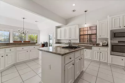 1019 Towering Oaks Street, Magnolia, TX 77355 - Photo 8