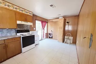 111 S Harvey House Rd, Somerville, TX 77879 - Photo 6