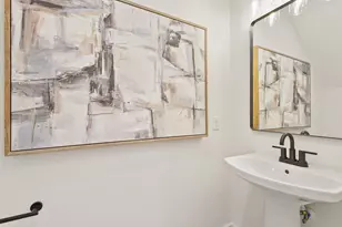 243 Rebecca St, Houston, TX 77022 - Photo 12