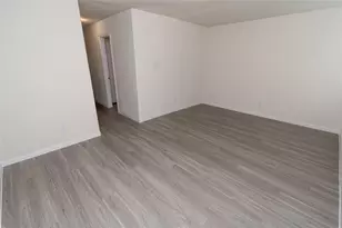 5466 Plantation Forest Dr, Katy, TX 77449 - Photo 6