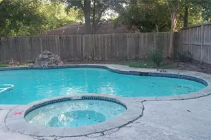 4629 Cedar Oaks Ln, Bellaire, TX 77401 - Photo 2