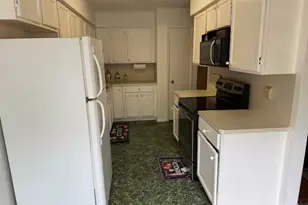 12949 Shannon Hills Dr, Houston, TX 77099 - Photo 8