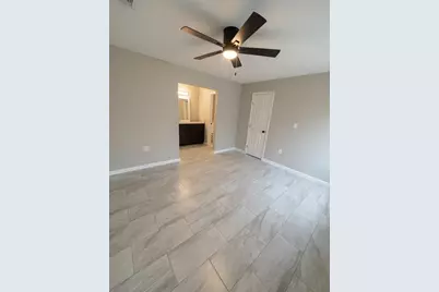 11319 Paramount Lane, Houston, TX 77067 - Photo 6