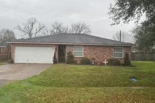 245 N Clover St, Bridge City, TX 77611 - Photo 26