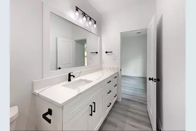8614 Peach Tree Street #B, Houston, TX 77016 - Photo 8