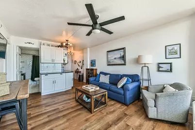 415 E Beach Drive #305, Galveston, TX 77550 - Photo 6