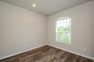 1302 Oregon St, La Porte, TX 77571 - Photo 10
