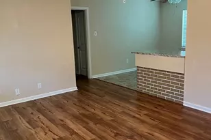 110 S Oleander St, Lake Jackson, TX 77566 - Photo 14