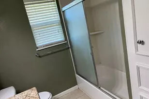 110 S Oleander St, Lake Jackson, TX 77566 - Photo 6