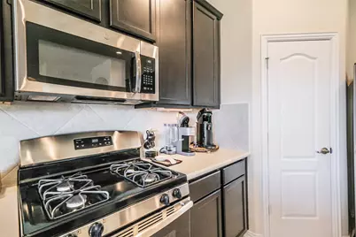 10418 Matterhorn Drive, Rosharon, TX 77583 - Photo 12