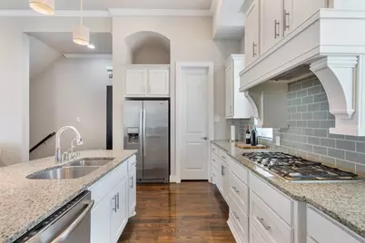 637 Middle Street, Houston, TX 77003 - Photo 16