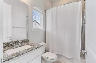 637 Middle St, Houston, TX 77003 - Photo 28