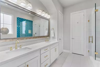 637 Middle Street, Houston, TX 77003 - Photo 26