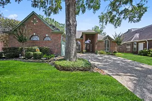 11614 Vailrun Dr, Houston, TX 77070 - Photo 2