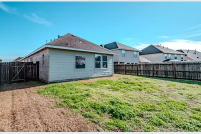 8515 Holly Spring Lane, Baytown, TX 77523 - Photo 28