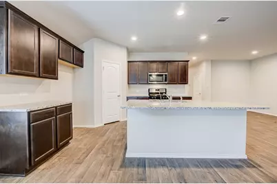 13989 Leigh Lake Lane, Conroe, TX 77384 - Photo 14