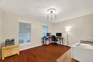 5846 Duxbury St, Houston, TX 77035 - Photo 12