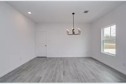 211 19th Street, Hempstead, TX 77445 - Photo 14