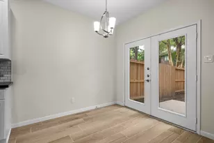 13 E Willowwood Ct, The Woodlands, TX 77381 - Photo 12