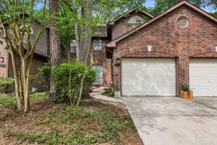 13 E Willowwood Ct, The Woodlands, TX 77381 - Photo 1