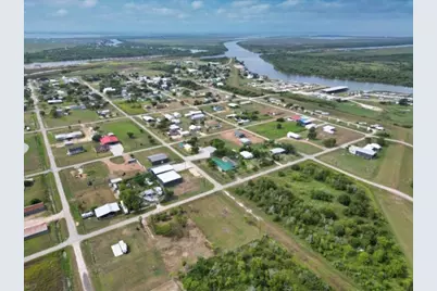 938 Burton Street, Matagorda, TX 77414 - Photo 6