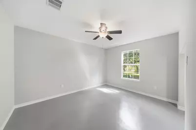 450 N Sunset Boulevard, Holiday Lakes, TX 77515 - Photo 16