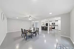450 N Sunset Blvd, Holiday Lakes, TX 77515 - Photo 12