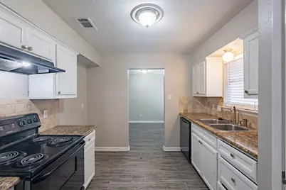 19811 Woodhall Court, Humble, TX 77338 - Photo 12