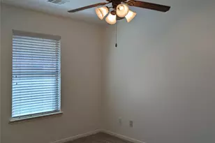 5618 Savannah Woods Ln, Rosharon, TX 77583 - Photo 12