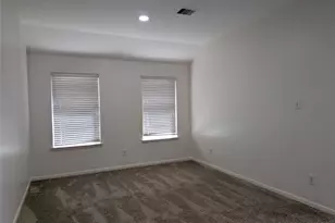 5618 Savannah Woods Ln, Rosharon, TX 77583 - Photo 18