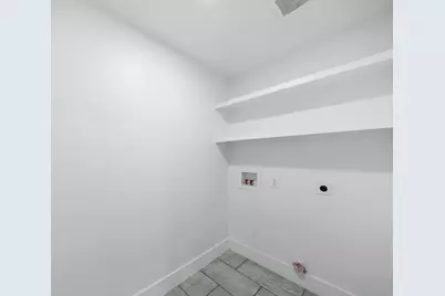 4311 Brookfield Drive, Houston, TX 77045 - Photo 14