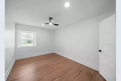 4311 Brookfield Drive, Houston, TX 77045 - Photo 18