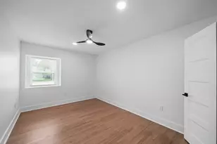 4311 Brookfield Dr, Houston, TX 77045 - Photo 18