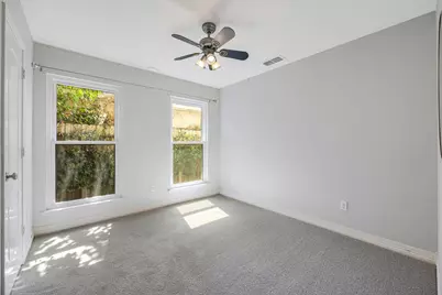 5217 Blossom Street #C, Houston, TX 77007 - Photo 24