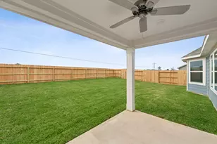 982 Garden Path Dr, Willis, TX 77378 - Photo 6