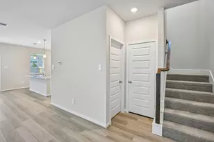 712 Sand Dollar Dr, Kemah, TX 77565 - Photo 2