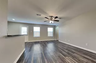 10208 Red Fern Ct, Conroe, TX 77385 - Photo 4