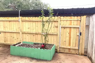 7831 Fuqua St, Houston, TX 77075 - Photo 12