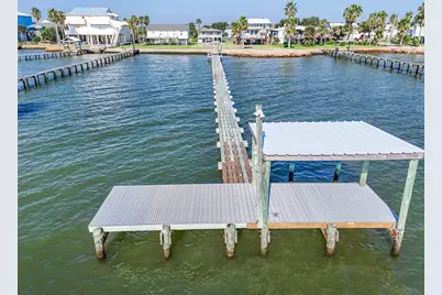 1313 8th Street, Dickinson, TX 77539 - Photo 4